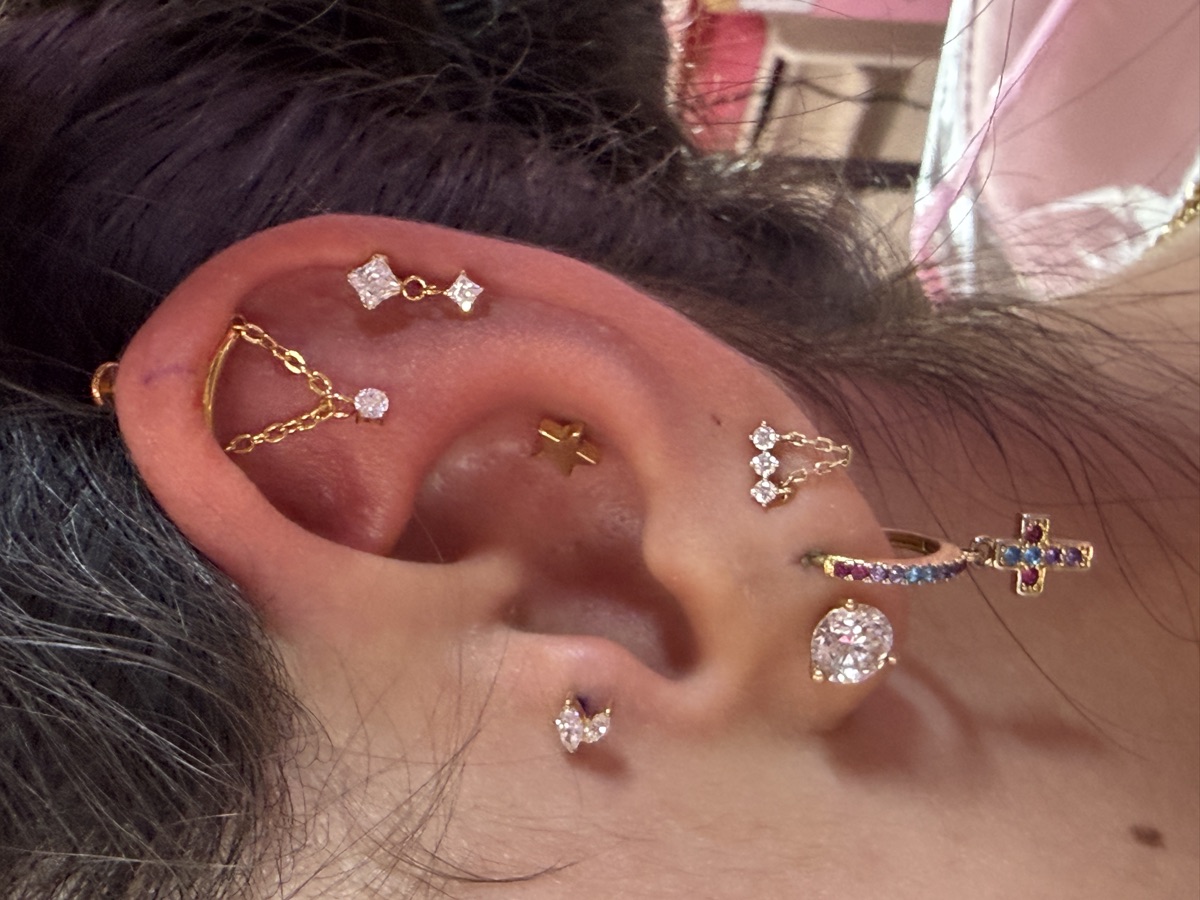 Gold ear piercing curation